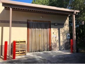 In the News Inc. Industrial Manuf. Flex Building: 8517 Sunstate St, Tampa, FL 33634